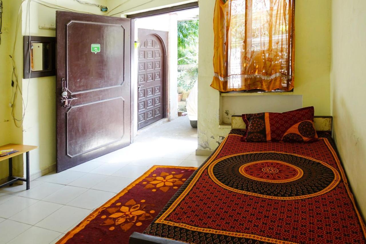 Nadya Homestay For Female&family Jaipur Luaran gambar