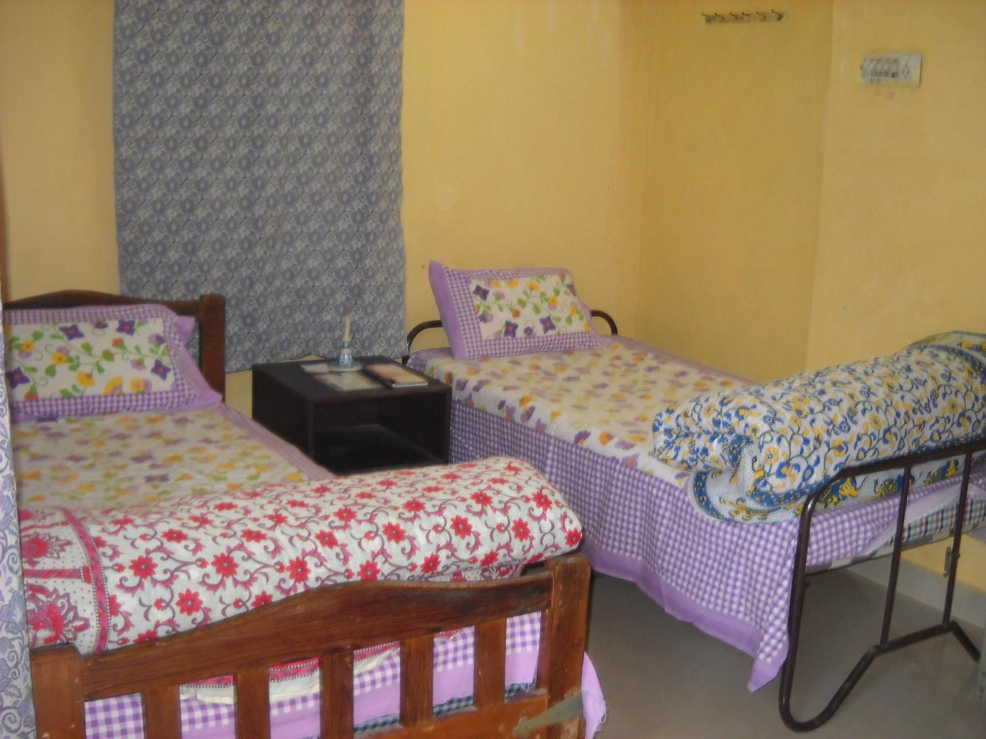 Nadya Homestay For Female&family Jaipur Luaran gambar