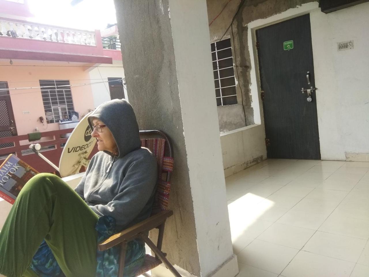 Nadya Homestay For Female&family Jaipur Luaran gambar