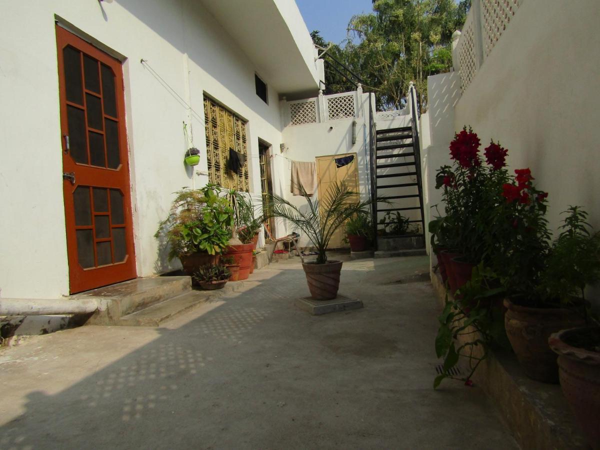 Nadya Homestay For Female&family Jaipur Luaran gambar